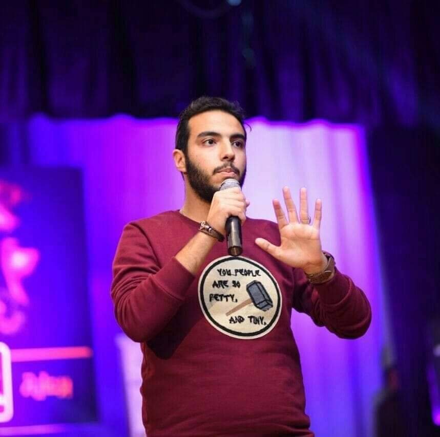المؤلفين