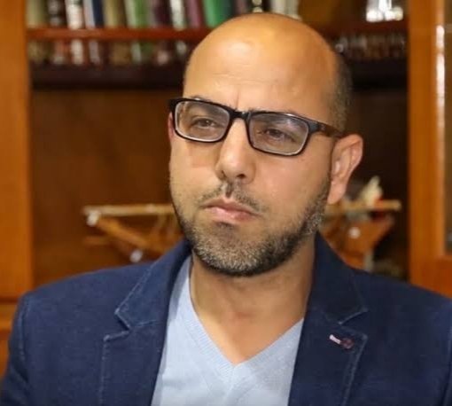 المؤلفين