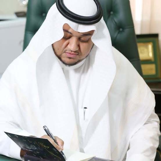 المؤلفين